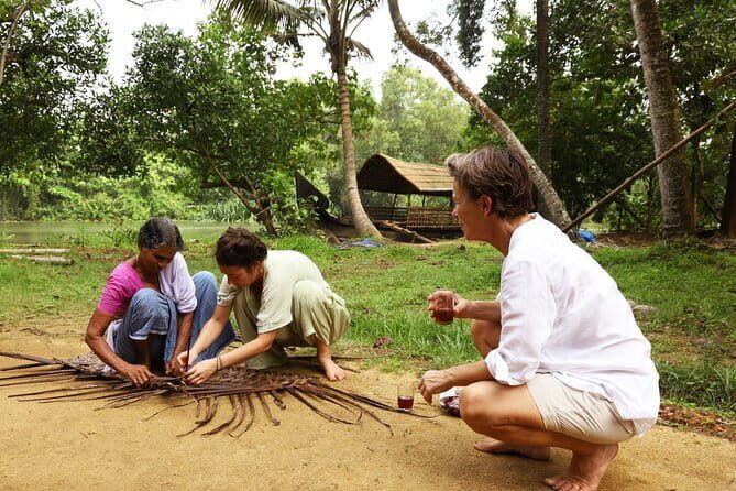 Backwater Tour from Cochin - Coir rope making, coconut leaf weaving, and tea in the yard
