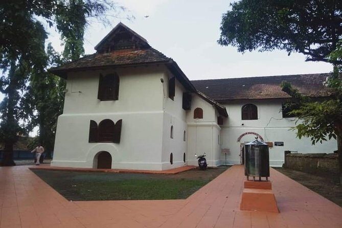 Cochin Heritage Tour - Extra Stops You Can Shape: Churches, Shopping, and Local Flavor
