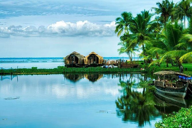 Cochin Heritage Tour With Alleppey Houseboat Cruise - Fort Cochin and Mattancherry Heritage: Churches, Synagogues, and Nets