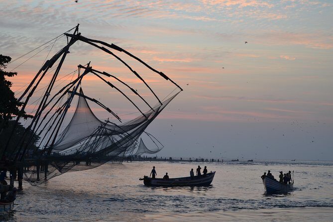 Colors of Kochi: City Tour & Kathakali Experience - Santa Cruz Cathedral Basilica: Portuguese Influence You Can See Fast
