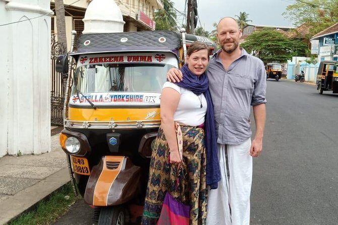 Explore Kochi by Tuk Tuk (book 1 adult & 2 go free (local only) - Chinese Fishing Nets: iconic nets, and a short watch that pays off
