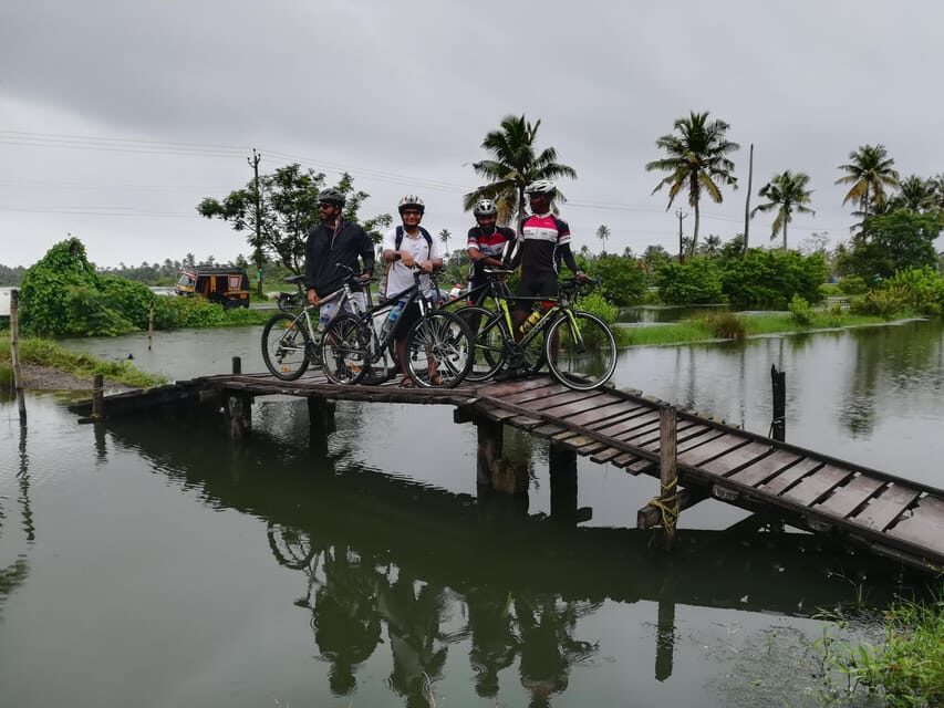 Fort Kochi Beach and Backwater eBike/Cycling Tour (Half Day) - The stops, photos, and local snacks: how the tour keeps momentum