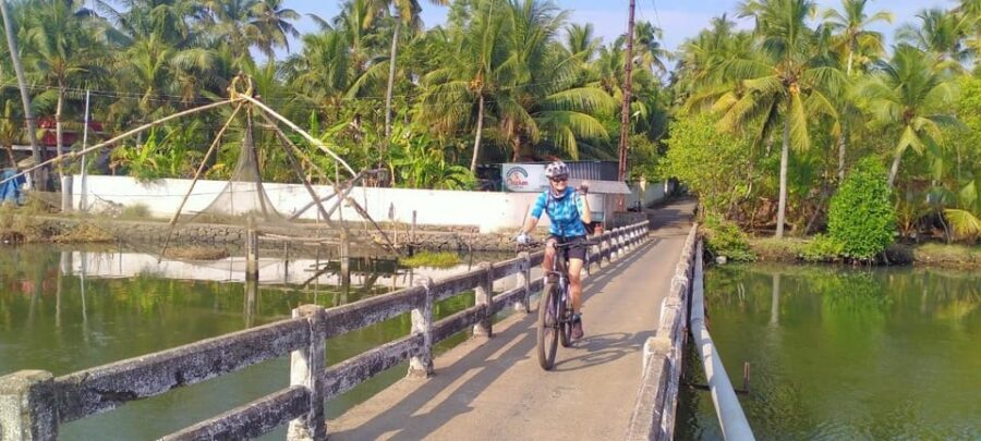 Fort Kochi Beach and Backwater eBike/Cycling Tour (Half Day) - From Fort Kochi to your bicycle: how the logistics actually help