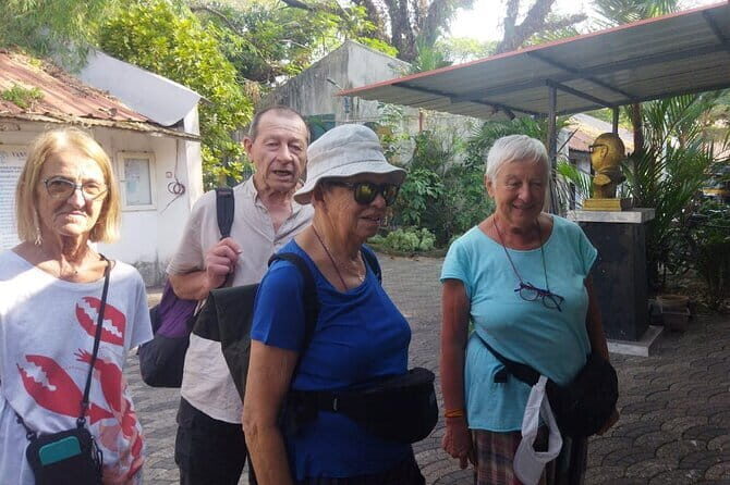 Fort Kochi Tuk-Tuk Sightseeing Tour - Your tuk-tuk ride: private group, photo help, and what to expect