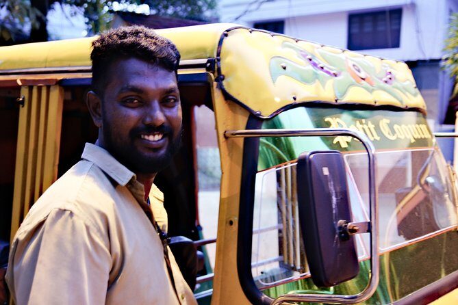 Funny and helpful Tuk Tuk Tour in Kochin - The real value: private time with a driver who talks