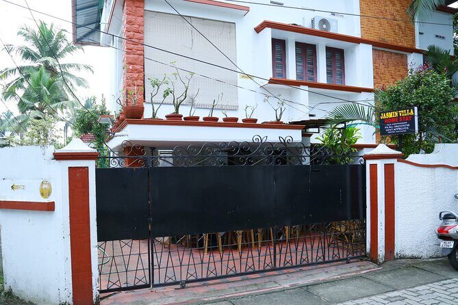 Jasmin Villa Homestay Cookery Class - Price and value: $39.72 for ingredients, instruction, and a full meal