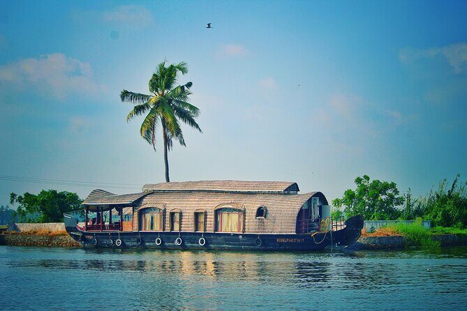 Kerala Beauty, Kochi with Alleppey Houseboat Cruise -03 Days Tour - Day Three in Kochi: morning on the water, then back to land