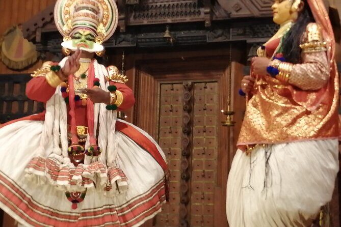 Kerala Beauty, Kochi with Alleppey Houseboat Cruise -03 Days Tour - Who this Kerala Beauty tour fits best