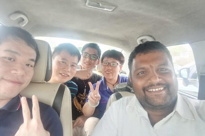 Kochi Airport Transfer - Meet-and-greet pickup at Kochi Airport arrival