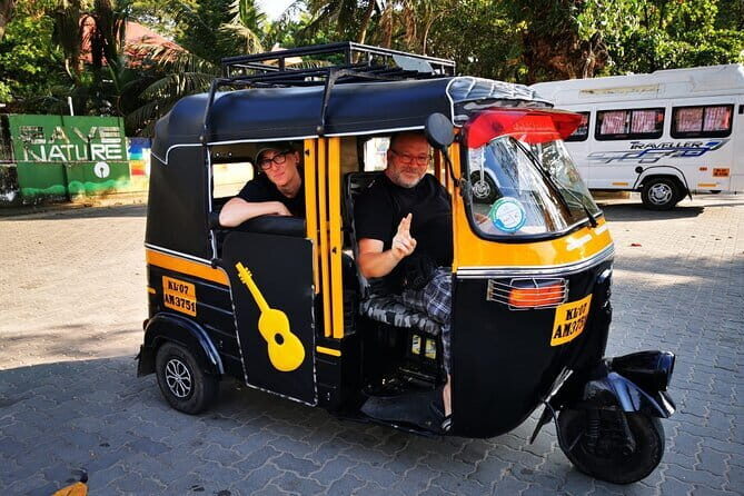 Kochi Exclusive Local Sightseeing Tuk-Tuk Tour - Dhoby Khana Public Laundry and Bastion Bungalow Sea Views