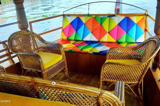 Kochi Private Tour: Kerala Backwater Shikara (Shaded Canoe Boat) Day Cruise - Boarding the Shikara: Your 3 Hours Afloat