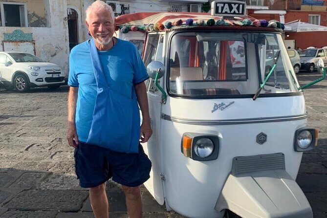 Kochi Sightseeing Tuk-Tuk Tour with Pickup From Cruise Ships - Santa Cruz Cathedral Basilica: when churches become landmarks