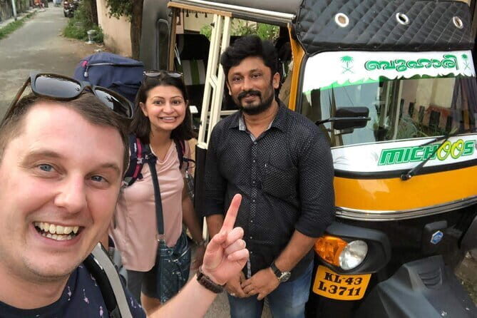 Kochi Tuk-Tuk Sightseeing Tour with Cruise Ship Pickup - Cruise-day logistics: where you meet and how the day runs