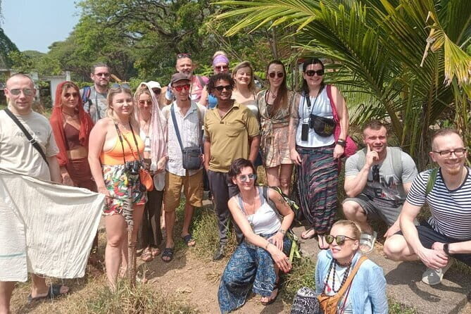 Kochi Tuk-Tuk Sightseeing Tour with Cruise Ship Pickup - Paradesi Synagogue and Jew Town lanes: a calm walk with real anchors