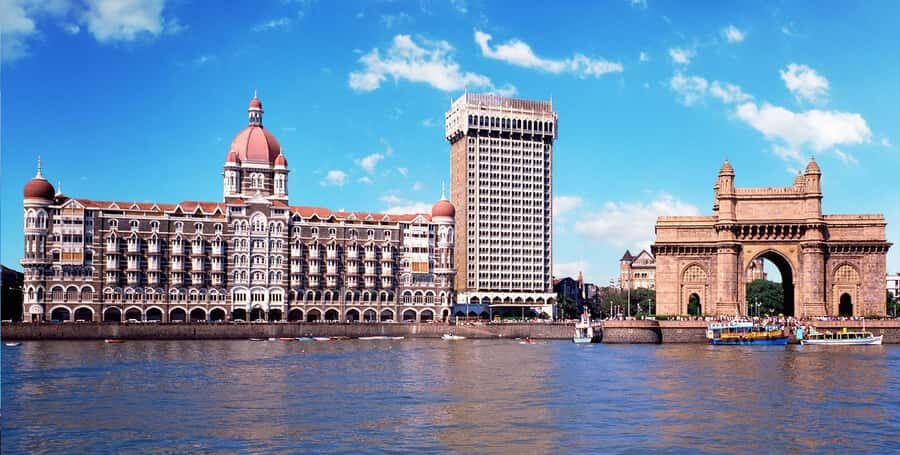 Mumbai Shore Excursion - CST (Victoria Terminus): Rail Power and a World Heritage Stage