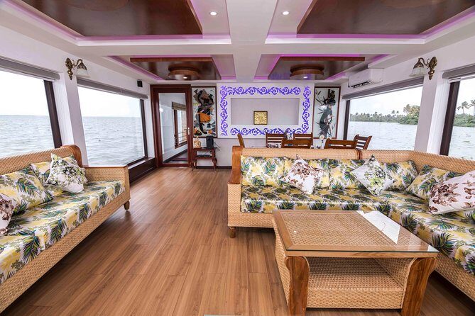 Private 3 Bedroom Luxury Houseboat Trip in Alleppy Backwaters - Key highlights at a glance