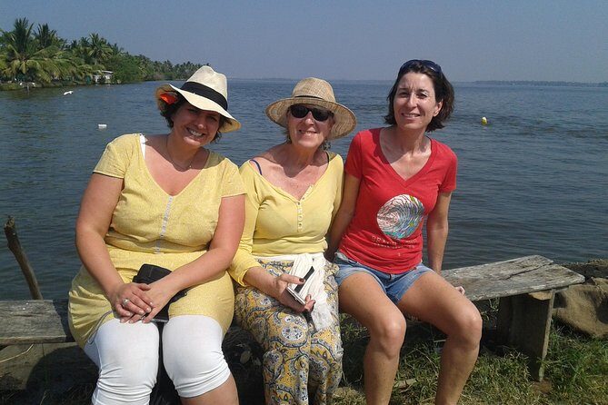 Private Kochi guided Tours - Cultural Experience of kochi with a local guide ! - Jew Town and the Paradesi Synagogue: multiple layers in one neighborhood