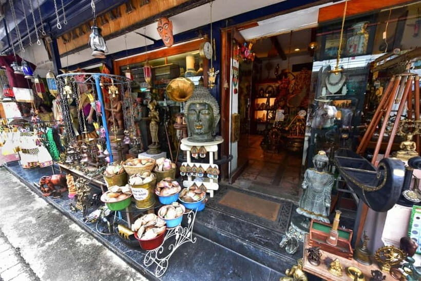 Stories of Jew Town: Guided Heritage Walk in Kochi - Price and pace: $12 for a smart use of your time