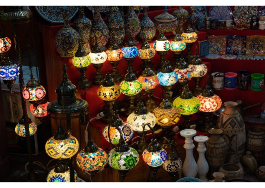 Vibrant Markets of Kochi (2 Hours Guided Walking Tour) - Guides Matter Here: Storytelling That Helps You Shop Better